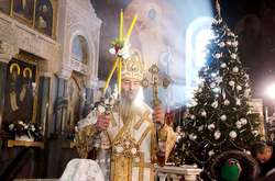 Літургію у церкві в Києво-Печерській лаврі очолив Онуфрій