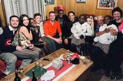 Мадонна поделилась редким снимком с шестью своими детьми (фото)