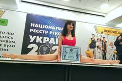 В Україні відшукали володарку найдовших ніг, встановлено національний рекорд (фото)