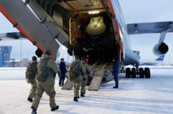 Росія відправить у Казахстан ще понад 20 літаків із десантом і технікою