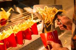 Covid-19 та проблеми з логістикою змушують  McDonald's у Японії  продавати лише дрібну картоплю фрі