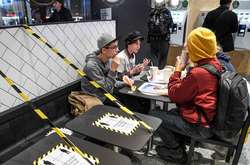 Швеція посилює карантинні обмеження на тлі нової хвилі Covid-19