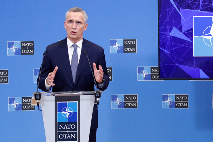 Генеральний секретар НАТО запевнив, що Росія не має права вето щодо вступу України - Підсумки зустрічі НАТО-Росія, скандал із поверненням Порошенка. 12 січня за хвилину