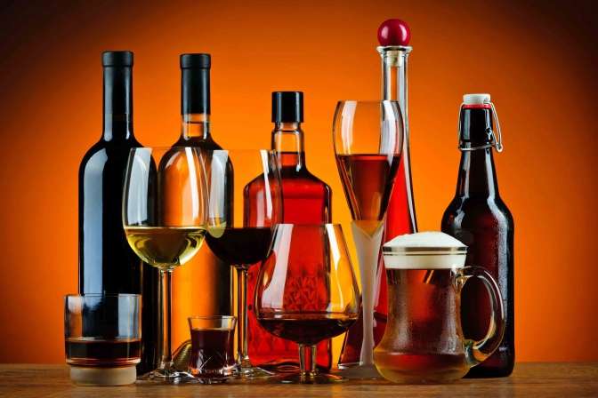Близько 66% українців частіше чи рідше вживають алкогольні напої - З’ясувалося, яким видам алкоголю віддають перевагу українці