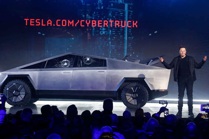 Спочатку Tesla планувала запустити Cybertruck у виробництво наприкінці 2021 року - Старт виробництва Tesla Cybertruck знову перенесли