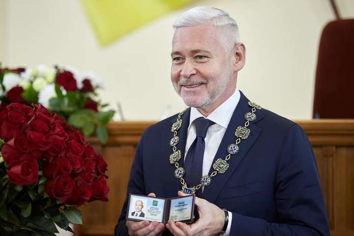 Ігор Терехов 11 листопада минулого року склав присягу харківського міського голови - Харків після виборів. Хто насправді виграв першу столицю?