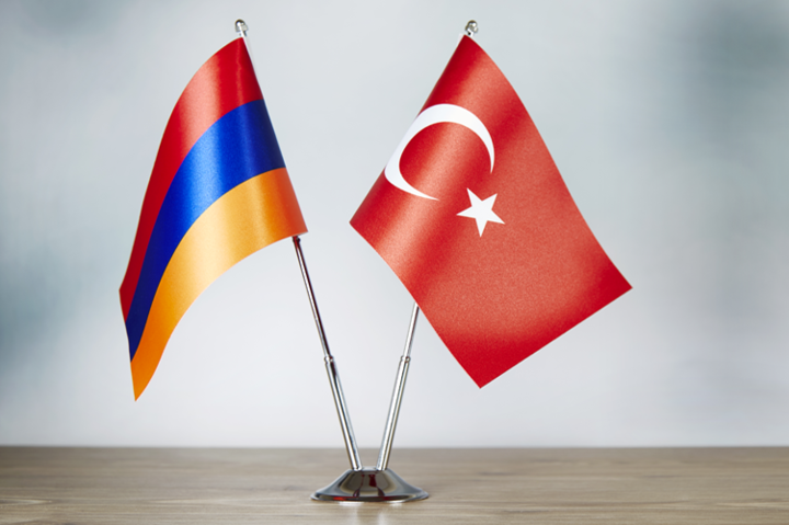 Починаючи з 1990-х років Туреччина не має жодних дипломатичних або ж комерційних зв&rsquo;язків з Вірменією - Туреччина та Вірменія вперше за 10 років обговорили відновлення відносин