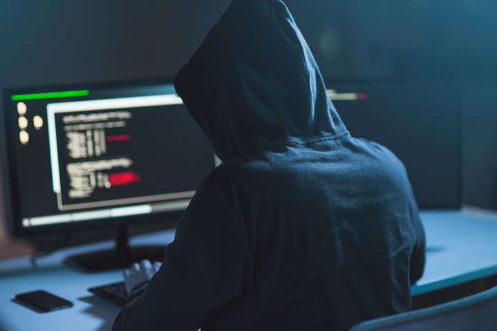 Хакери зламали урядові сайти та погрожували українцям - Кібератака на Україну: Reuters вважає, що населення може залишитися без світла, тепла і грошей