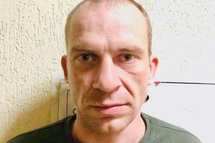 Поліцейські розшукали злочинця, який втік із зали суду в Івано-Франківську