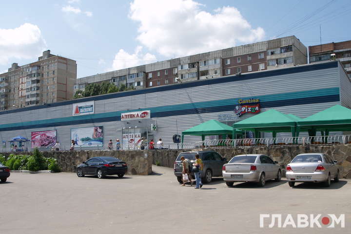 &laquo;Абсолют&raquo; &ndash; мережа супермаркетів Луганщини, яка претендувала на статус найкращої<b></b> - «Приватизація» в окупації. Що трапилось з головною мережею супермаркетів Луганська