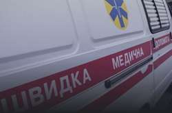 На місце подіє приїхала швидка допомога