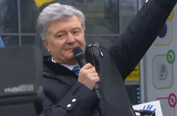 Порошенко обратился к Зеленскому фразой из культового фильма (видео)