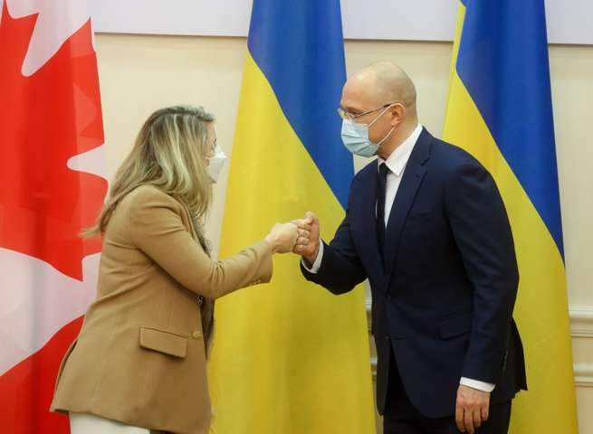 До Києва прибула міністерка закордонних справ Канади