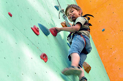 Деньги за вакцинацию: на что дети смогут потратить собственную тысячу