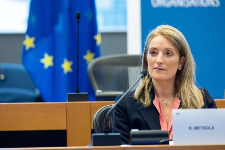 Президенткою Європарламенту обрано депутатку з Мальти: що про неї відомо