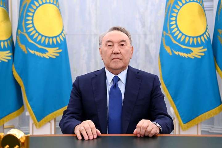 Назарбаєв вперше з початку протестів звернувся до казахстанців (відео)