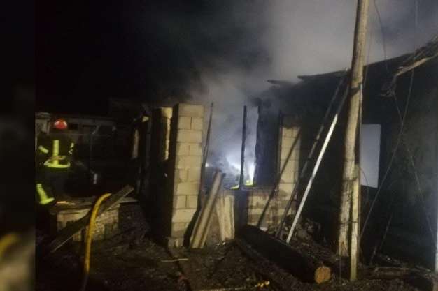 Трагедія на Чернігівщині: у вогні загинули троє маленьких дітей 