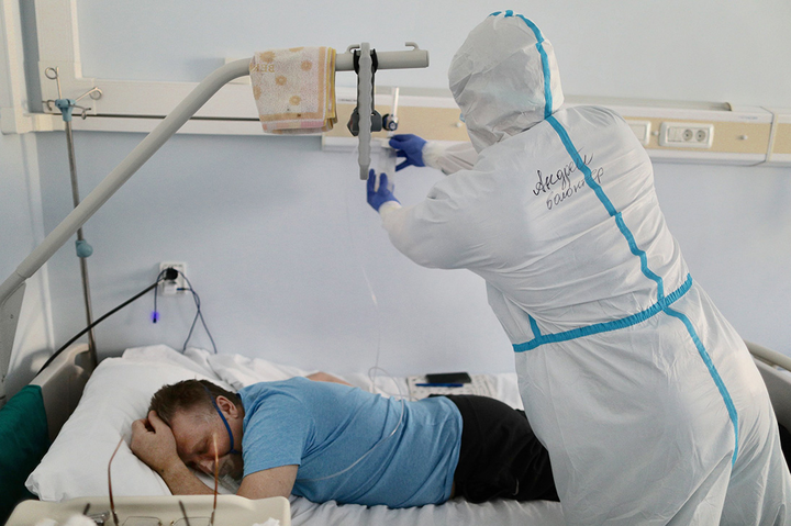 Керівник «ковідної» лікарні пропонує відмовляти невакцинованим у безкоштовній допомозі