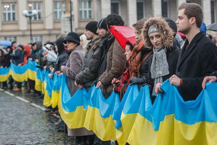 «Живий ланцюг» та виставки: у Києві до Дня Соборності відбудуться заходи