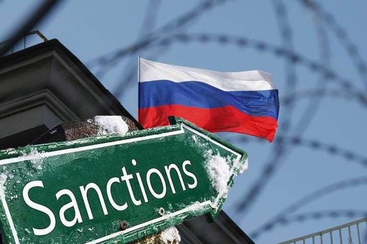 Міноборони Німеччини: У питанні санкцій проти Росії не повинно бути табу