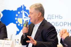 Петро Порошенко пояснив, на чому має базуватися єдність українців у складні часи