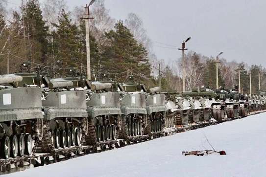 Черговий ешелон російських військ прибув у Білорусь (фото)