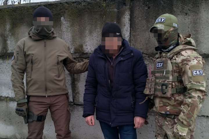 Бойовик «ЛНР» приїхав оформити українську пенсію і потрапив до СБУ 