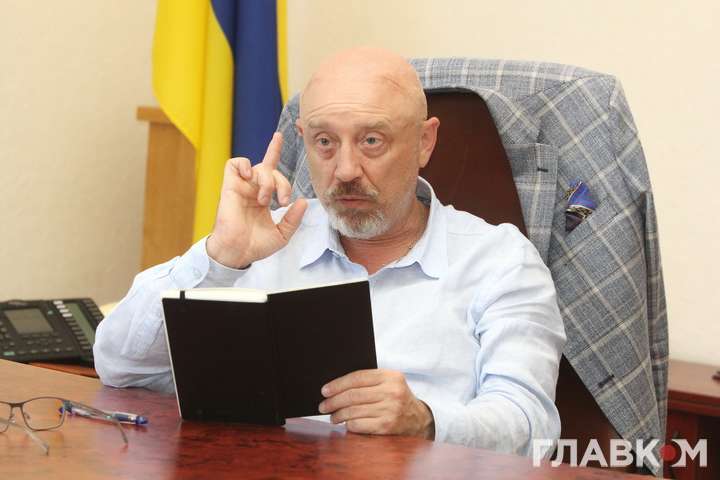 Резніков заспокоїв «слуг народу»: ситуація на кордоні України під контролем