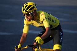 Переможець «Тур де Франс» на велосипеді потрапив під автобус