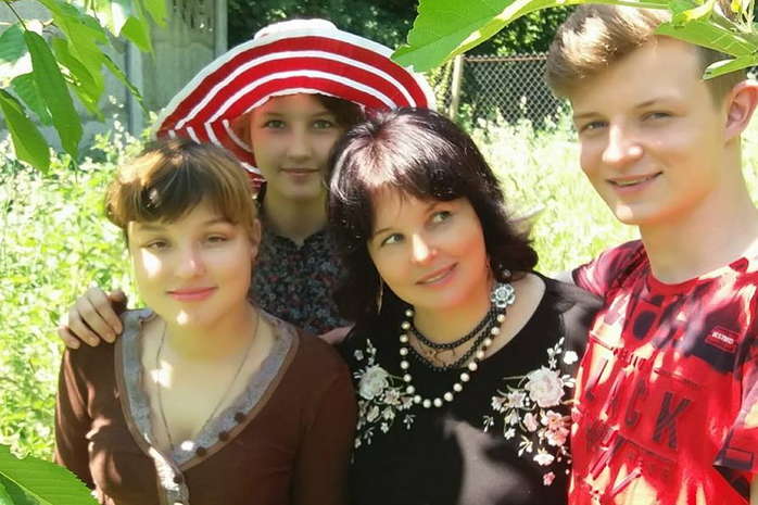 Мовний скандал на Вінниччині. Автори програми змушували багатодітну сім’ю говорити російською