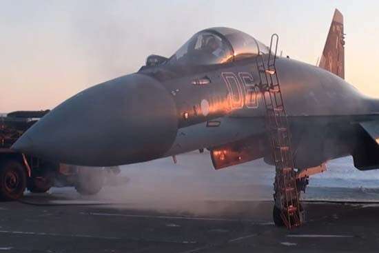 Росія перекинула до Білорусі винищувачі Су-35С