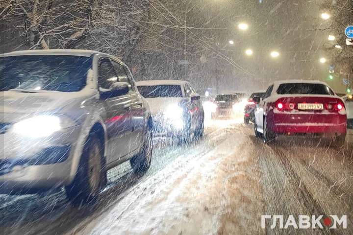 Синоптики прогнозують вітер та мокрий сніг у столиці 27 січня