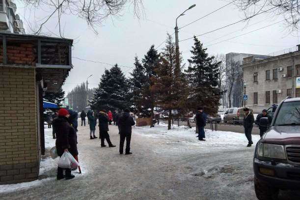 Розстріл солдатів: ДБР відкрило справу та терміново звернулося до жителів Дніпра 