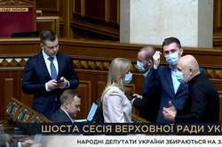 «Слуги народу» масово хворіють на Covid-19