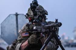 Варто навчитись користуватися зброєю