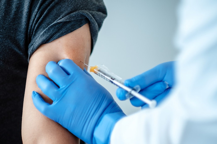Когда лучше получить бустерную дозу Covid-вакцины – рекомендации Минздрава