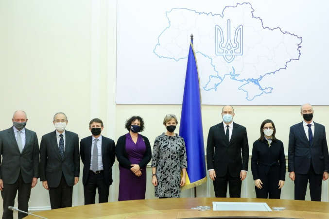 Шмигаль провів зустріч із послами ЄС та країн G7 (фото)