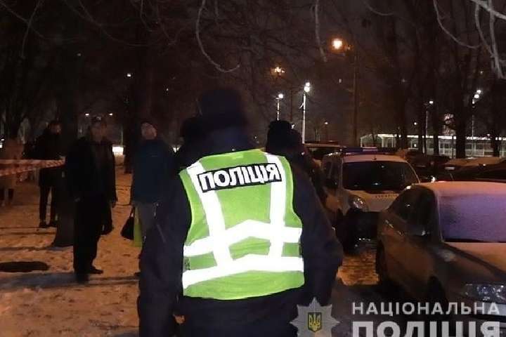 Розстріляли і пограбували: у центрі Києва у чоловіка вкрали 10 млн грн (відео)