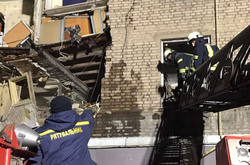 Взрыв в Запорожье: спасатели ищут раненых под завалами