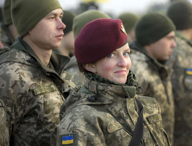 Військовий облік жінок: список професій скоротили