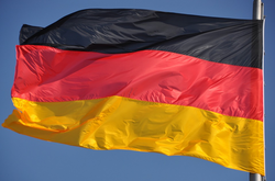 Германия оставляет дипломатов в Украине