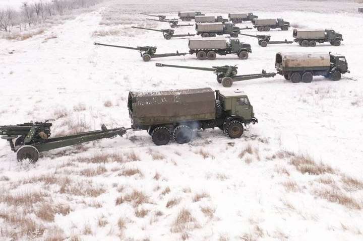 ЗСУ провели біля окупованого Криму навчання із застосуванням важкої артилерії (фото)