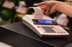 У разі проведення розрахункових операцій без касового апарата з 1 січня 2022 штраф становить 100% від вартості чеку