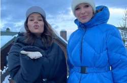 Осадчая и Огневич понежились в чане в купальниках