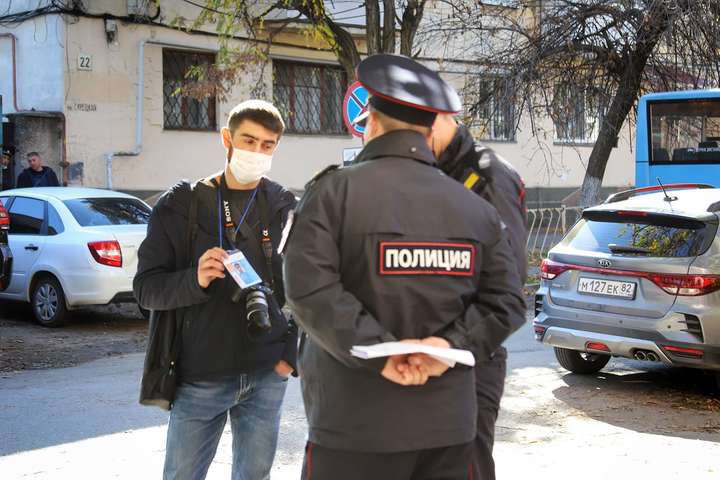 «Небезпечна професія»: як працюють журналісти в окупованому Криму