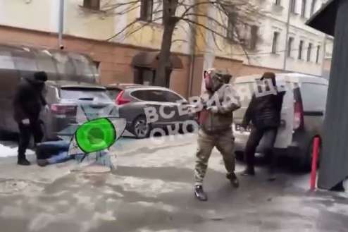 Стрілянина в центрі Києва: відео потрапило в мережу 