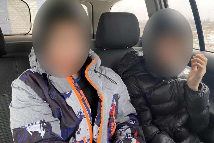 На Полтавщині діти вкрали авто у матері свого друга (фото)