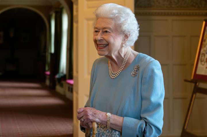 Королева Єлизавета почала святкувати 70-річчя на престолі (фото, відео)