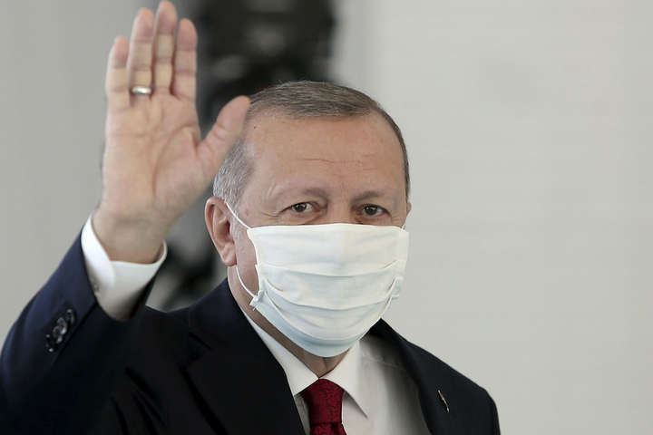 Ердоган, який заразився «Омікроном», розповів про самопочуття