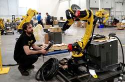 Американські компанії за рік «працевлаштували» майже 40 тис. роботів
